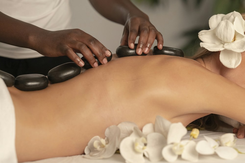 Massage und Wellness in ruhiger Atmosphäre